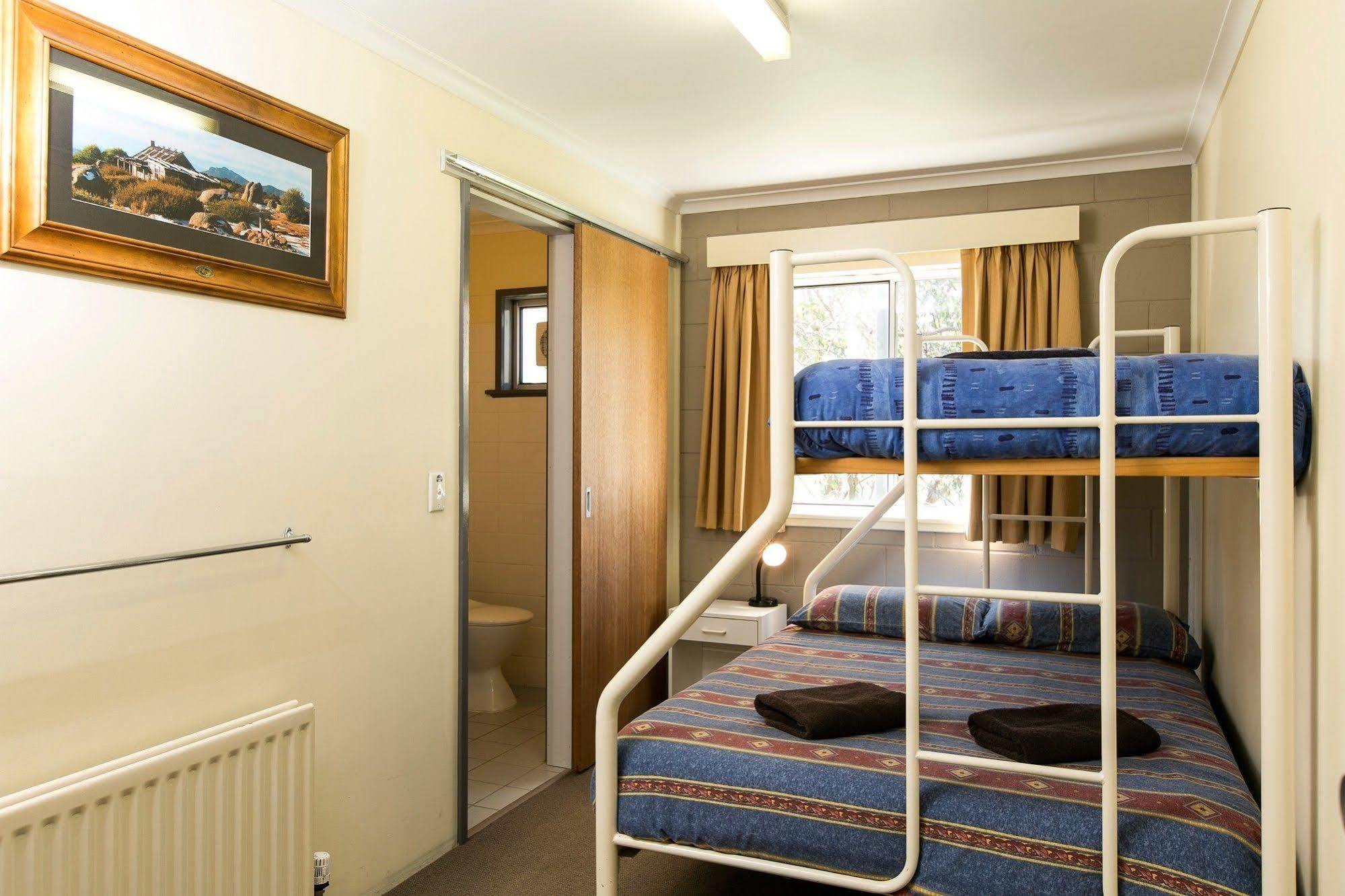 Cooroona Alpine Lodge Falls Creek Exterior photo